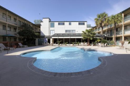 Amerihome Inn & Suites Houston Airport North Ngoại thất bức ảnh