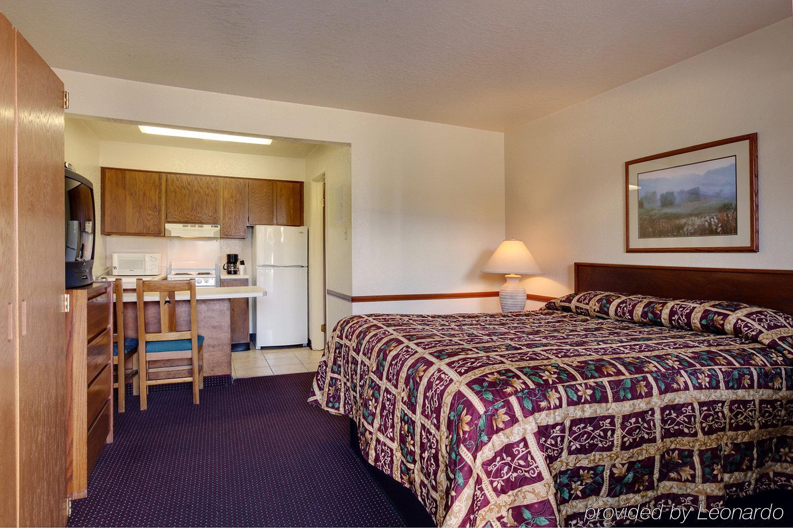 Amerihome Inn & Suites Houston Airport North Phòng bức ảnh